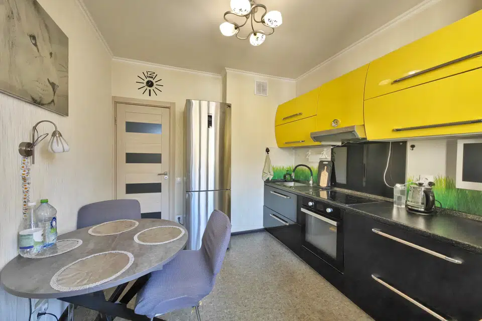 Продаётся 3-комнатная квартира, 60.7 м²