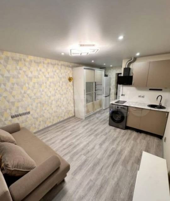 Продаётся 1-комнатная квартира, 18.7 м²