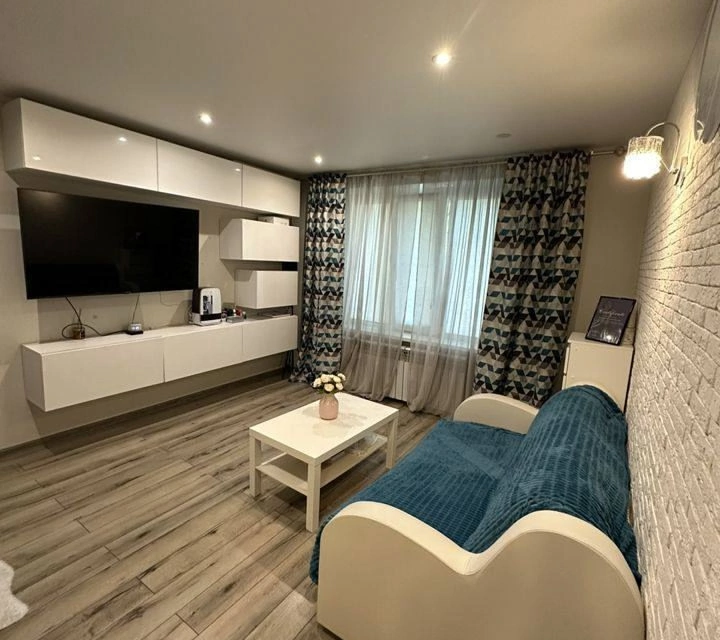 Продаётся 2-комнатная квартира, 48.5 м²