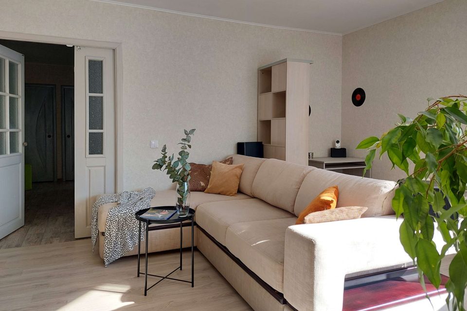 Продаётся 2-комнатная квартира, 65.4 м²