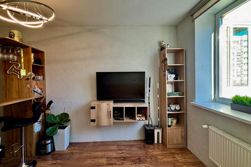 Продаётся 1-комнатная квартира, 42.8 м²