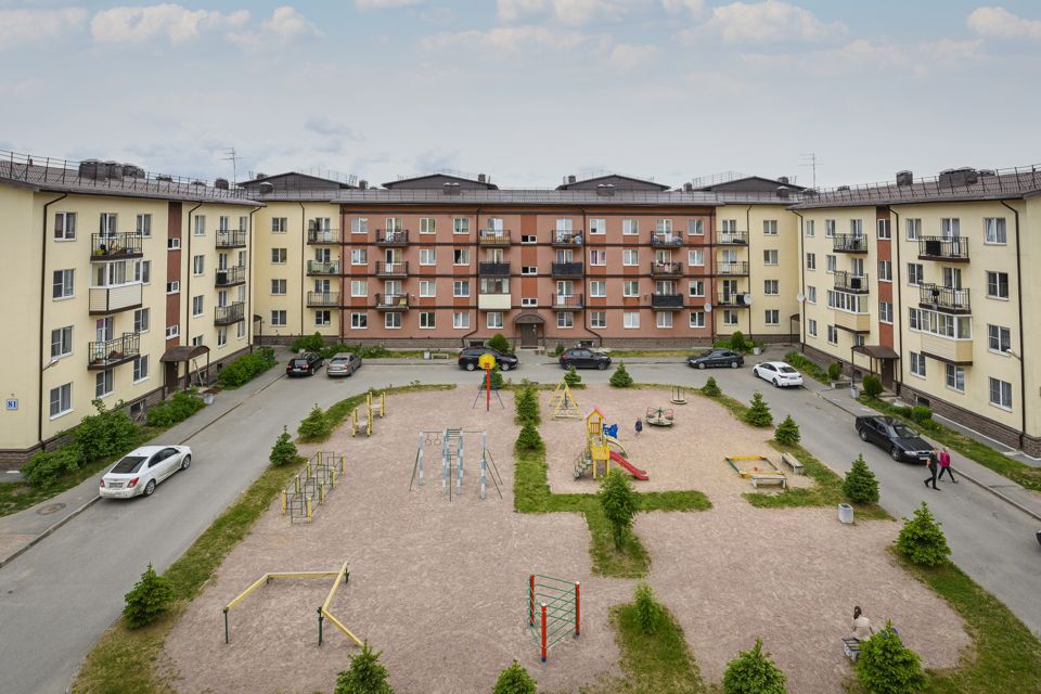 Продаётся 2-комнатная квартира, 61.7 м²
