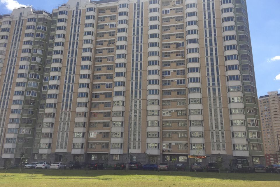 Продаётся 2-комнатная квартира, 63.9 м²