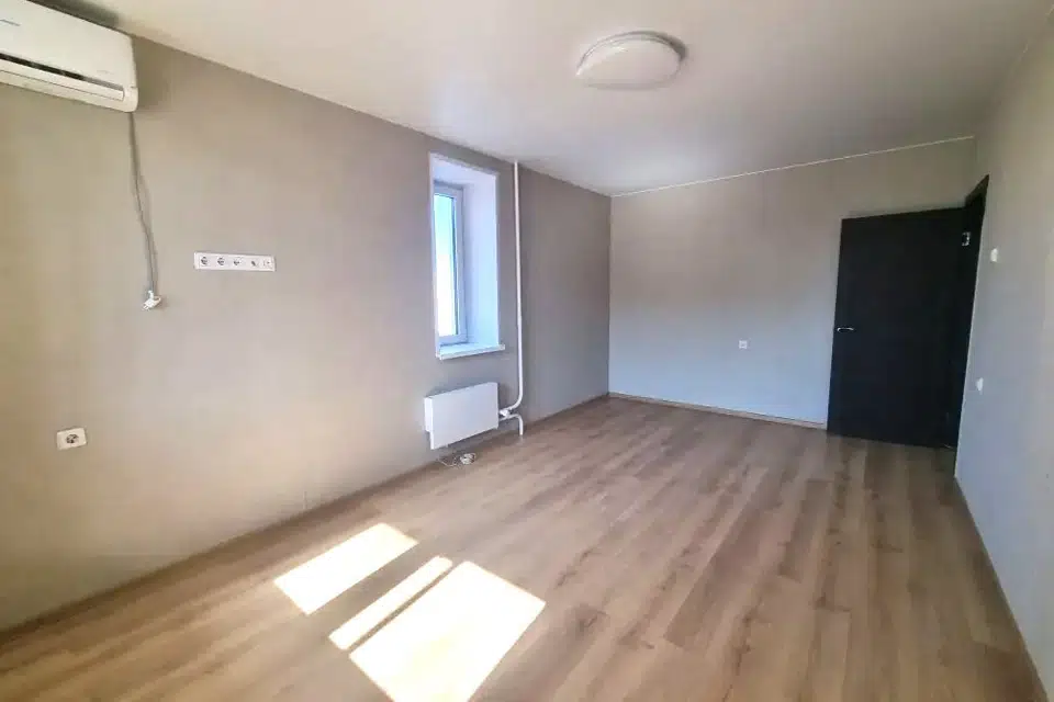 Продаётся 2-комнатная квартира, 55.6 м²