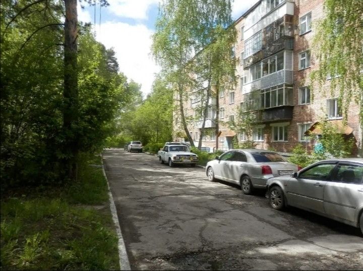 Продаётся 4-комнатная квартира, 76.1 м²