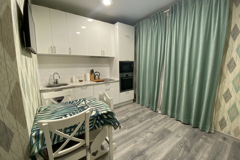 Продаётся 1-комнатная квартира, 38.1 м²
