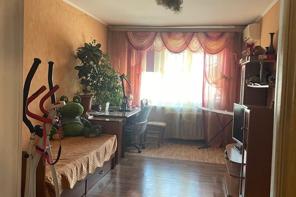 Продаётся 3-комнатная квартира, 62 м²