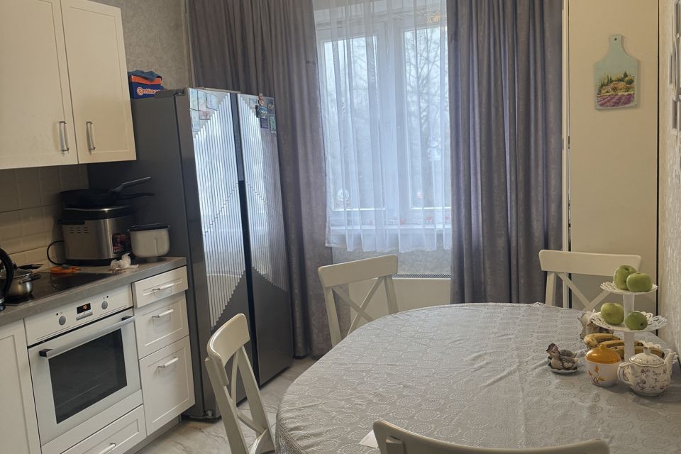 Продаётся 3-комнатная квартира, 87.7 м²