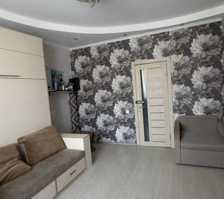 Продаётся 3-комнатная квартира, 52.4 м²
