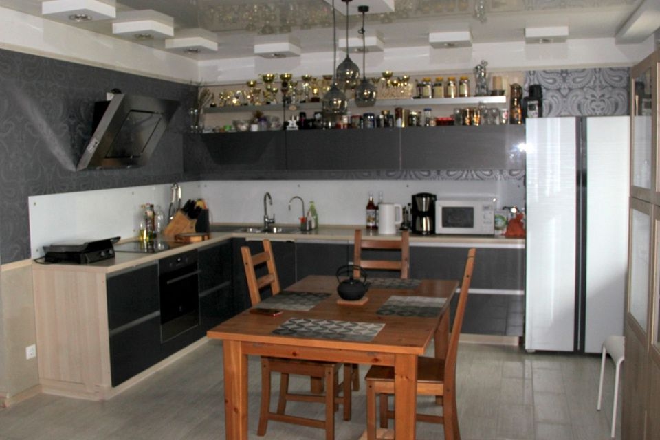 Продаётся 2-комнатная квартира, 62.9 м²