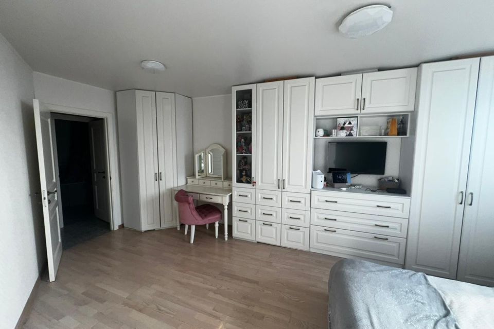 Продаётся 3-комнатная квартира, 74.8 м²