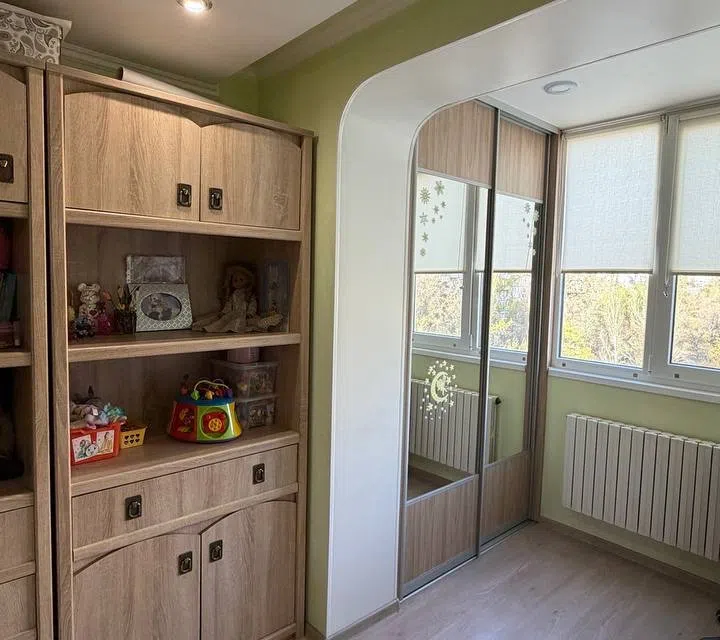 Продаётся 3-комнатная квартира, 65 м²