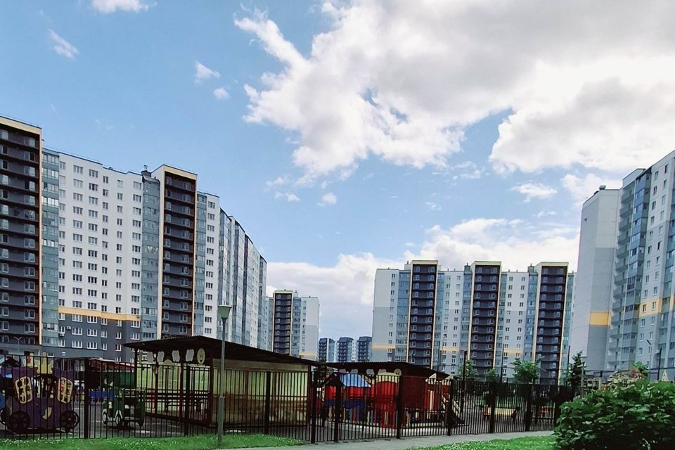 Продаётся 1-комнатная квартира, 41.3 м²