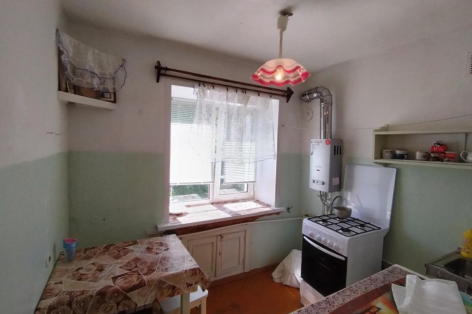 Продаётся 2-комнатная квартира, 43.8 м²