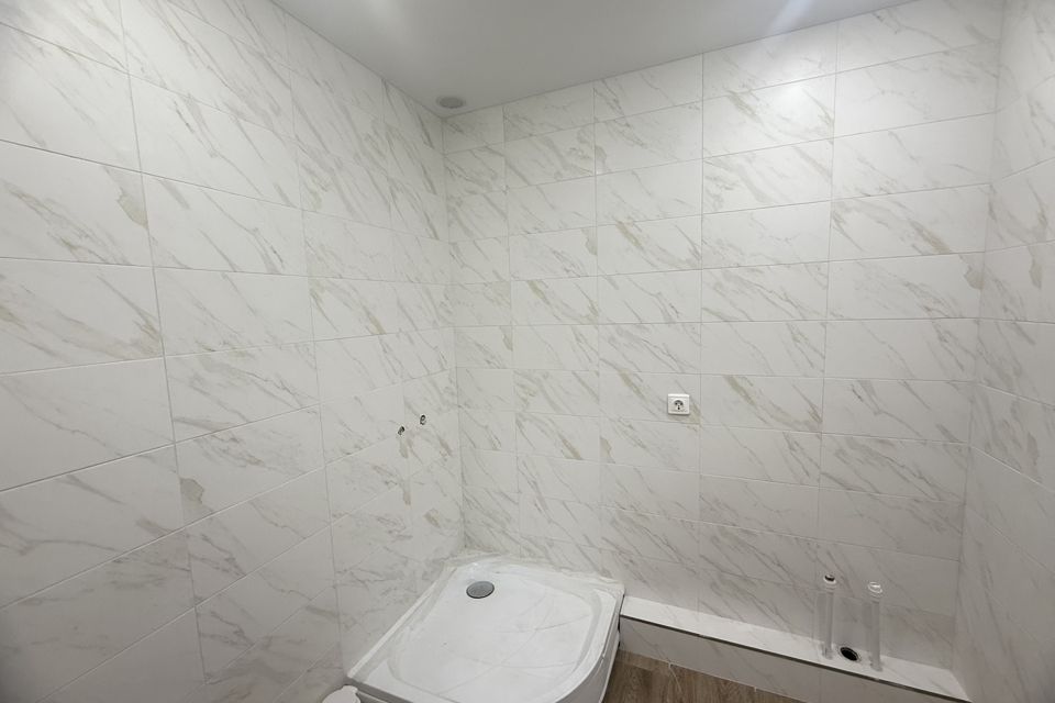 Продаётся комната в 5-комн. квартире, 17.6 м²