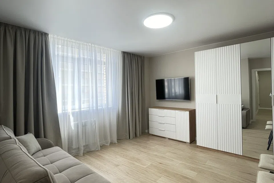Сдаётся 1-комнатная квартира, 38 м²