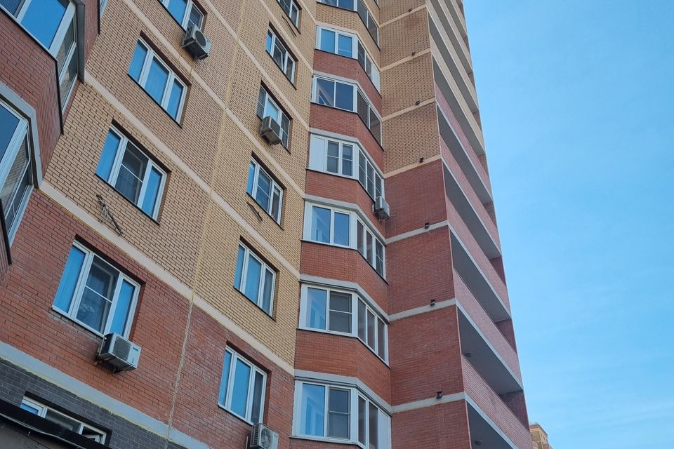 Продаётся 1-комнатная квартира, 43.5 м²
