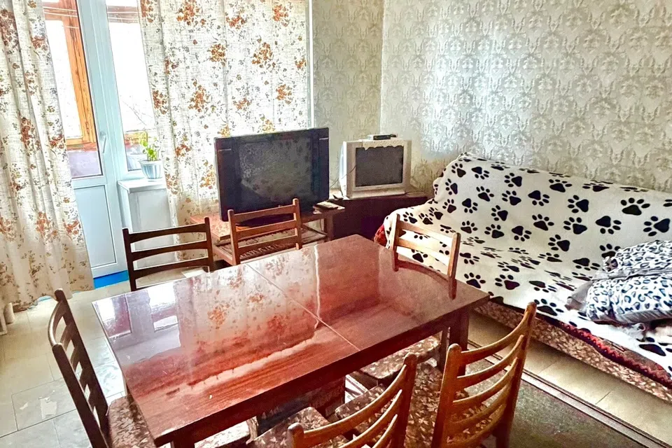 Продаётся 3-комнатная квартира, 64.5 м²