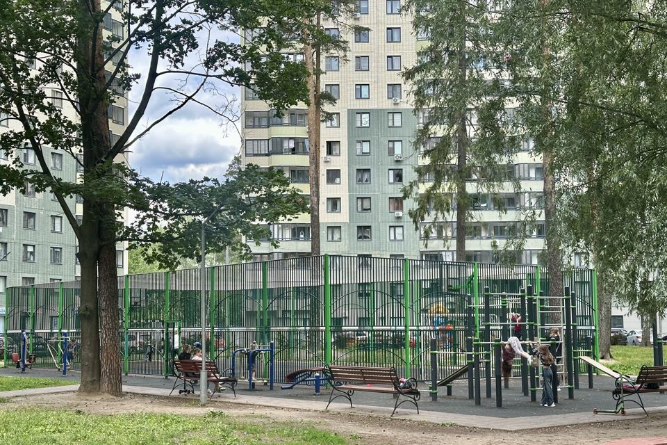 Продаётся 2-комнатная квартира, 77 м²