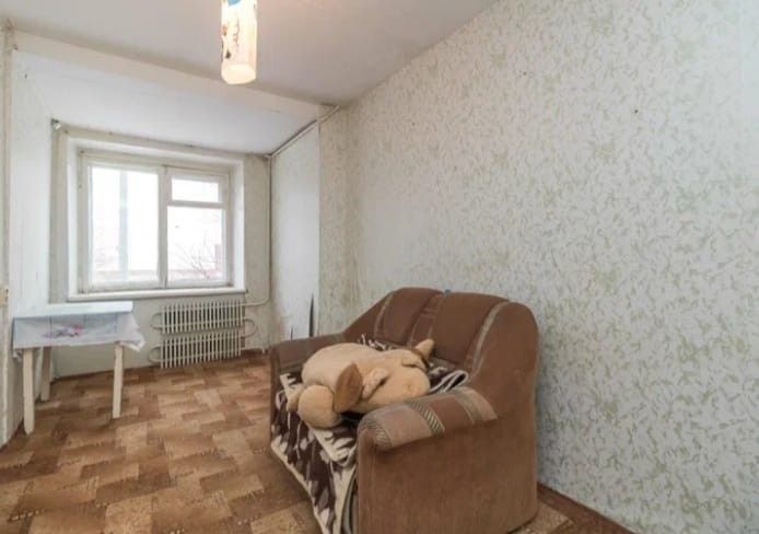 Продаётся комната в 3-комн. квартире, 12.4 м²