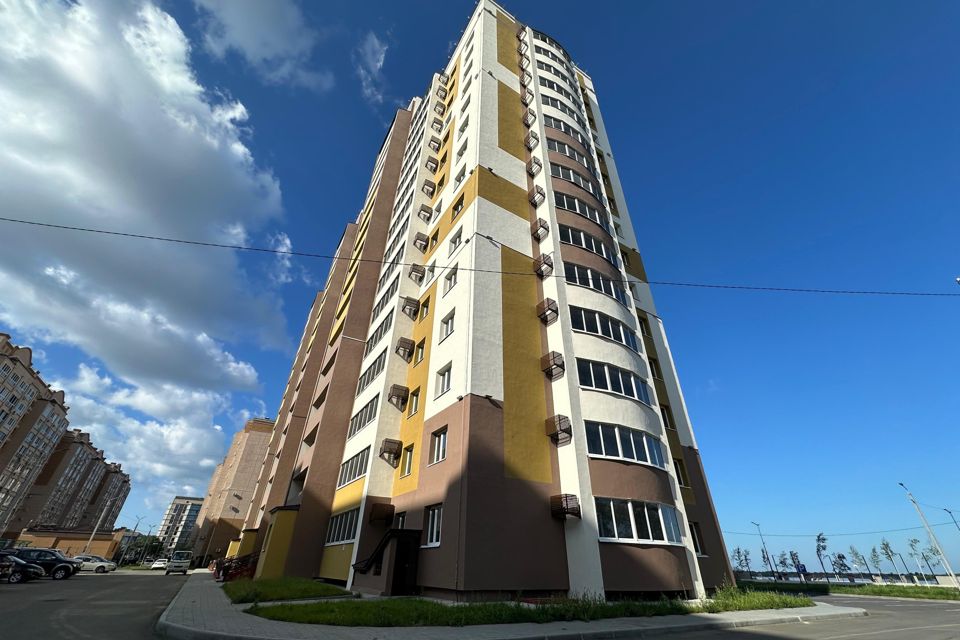 Продаётся 2-комнатная квартира, 71.8 м²