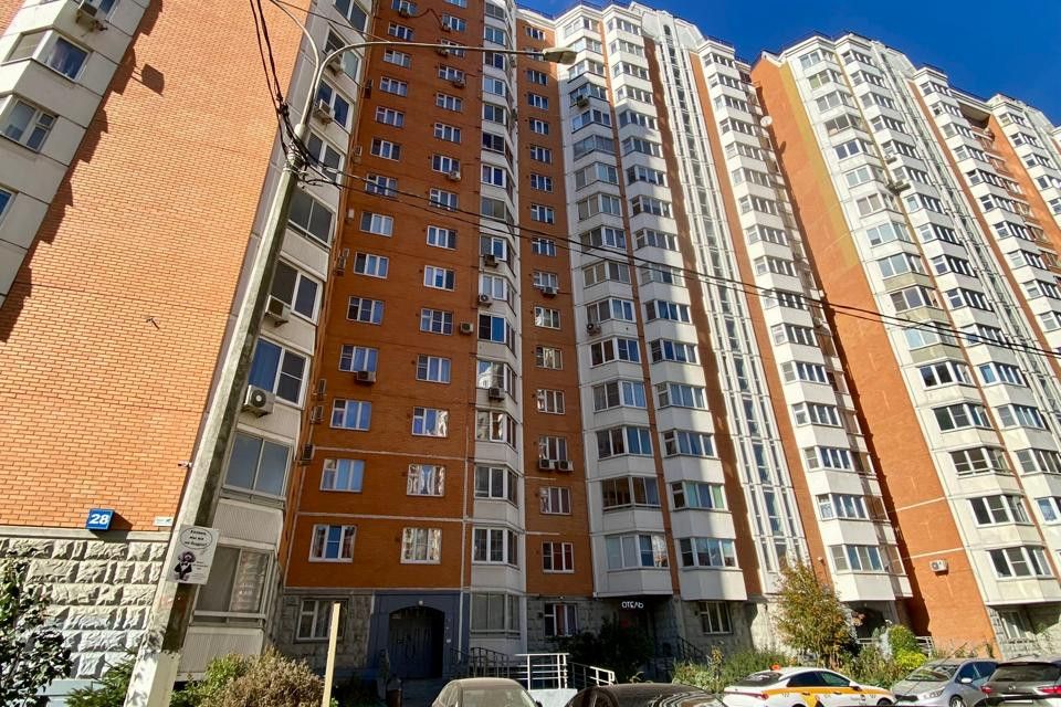 Продаётся 1-комнатная квартира, 37.3 м²