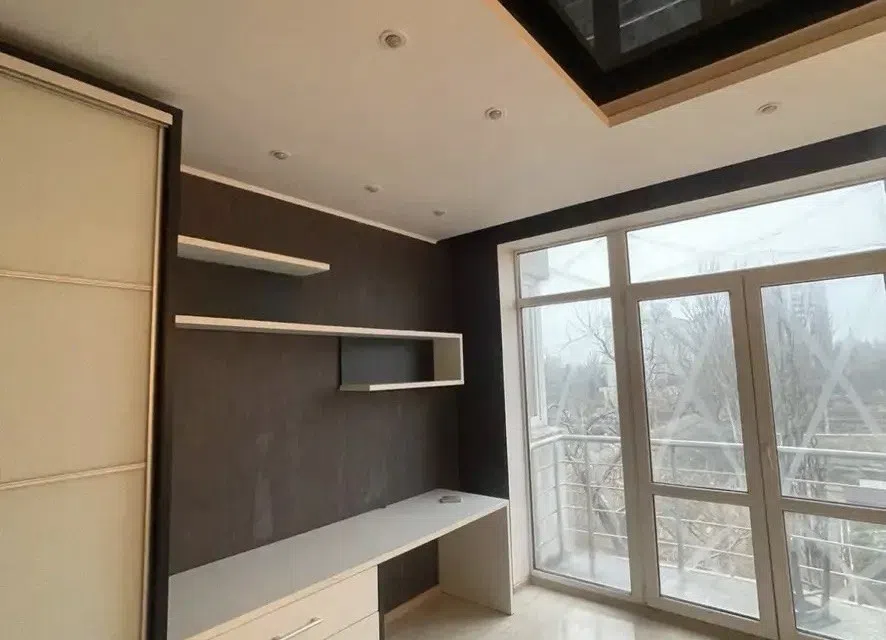 Продаётся 2-комнатная квартира, 65 м²