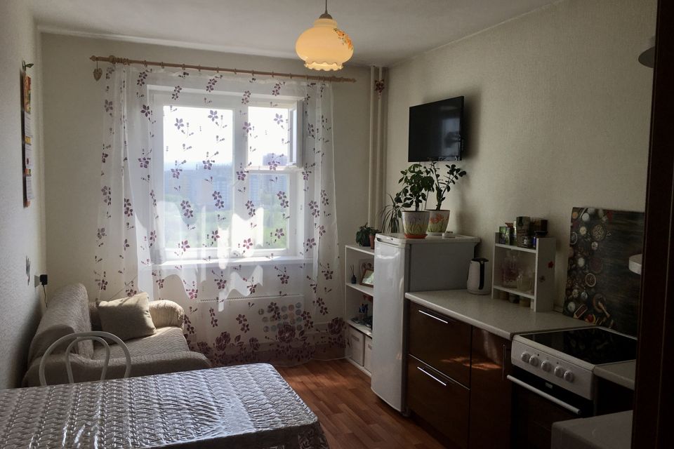 Продаётся 1-комнатная квартира, 43.6 м²