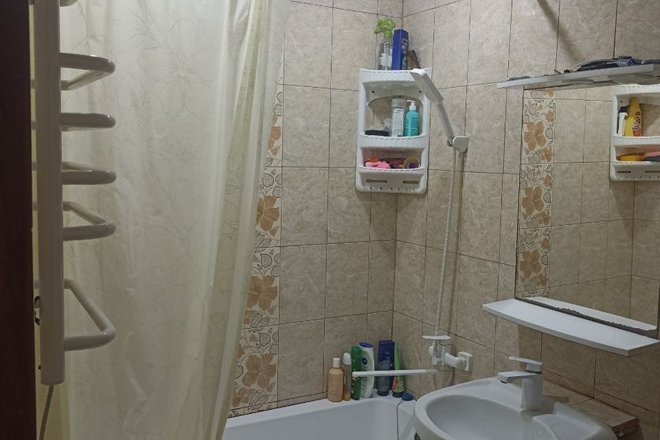 Продаётся 2-комнатная квартира, 42.8 м²