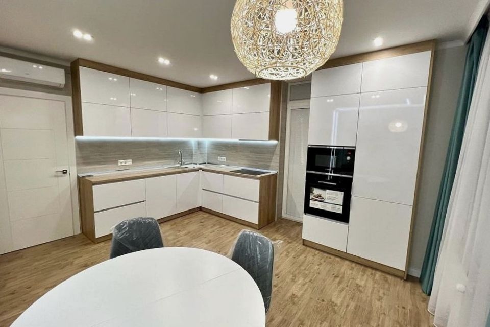 Продаётся 3-комнатная квартира, 74 м²