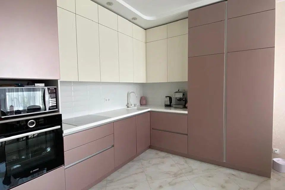 Продаётся 4-комнатная квартира, 98.4 м²