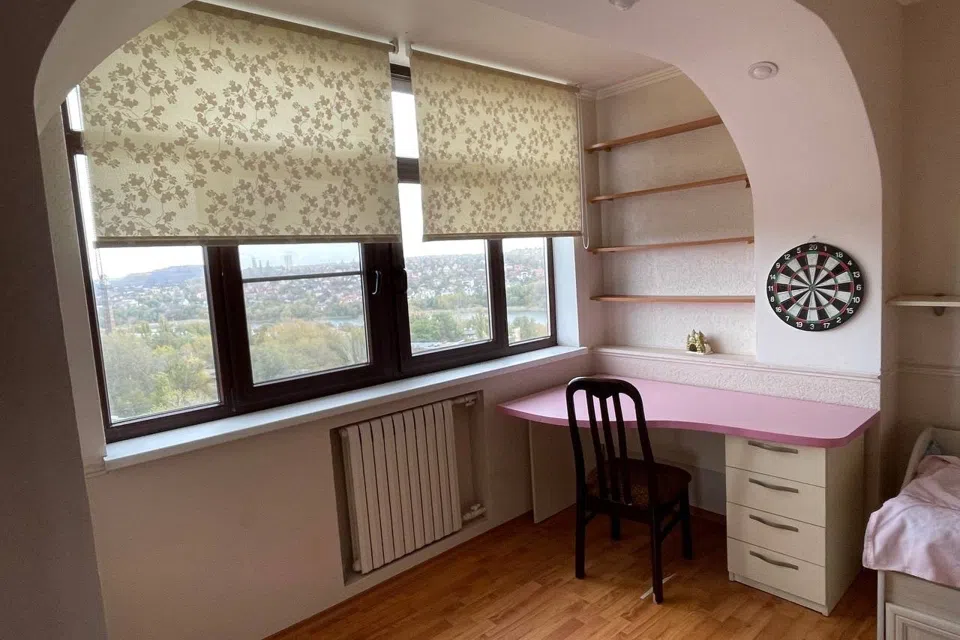 Продаётся 3-комнатная квартира, 85 м²