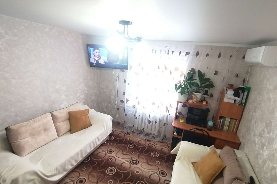 Продаётся комната в 2-комн. квартире, 19 м²