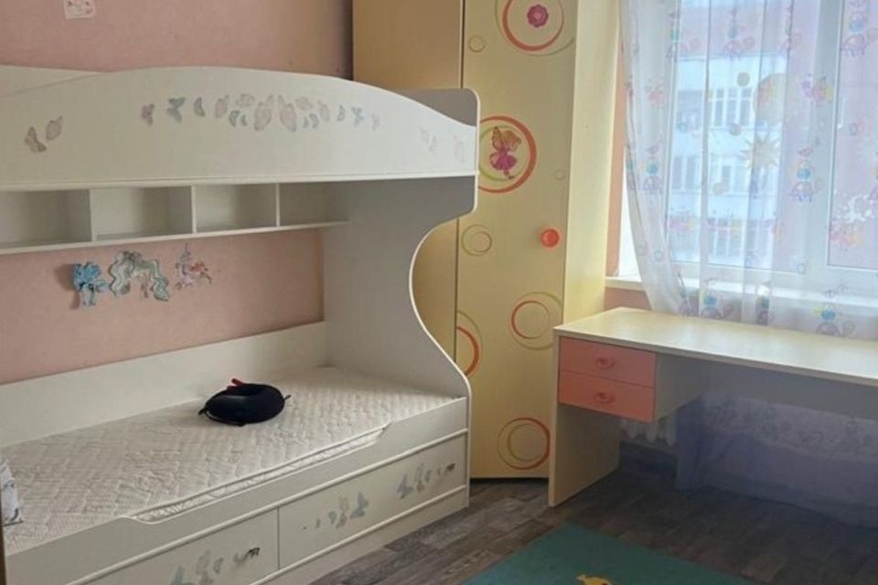 Продаётся 3-комнатная квартира, 76.8 м²