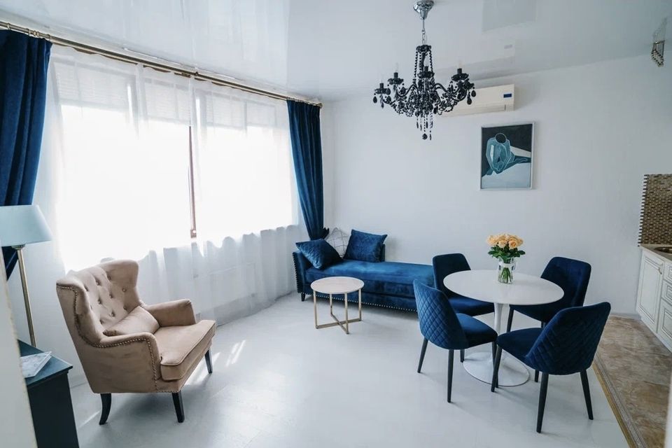 Продаётся 2-комнатная квартира, 65.2 м²
