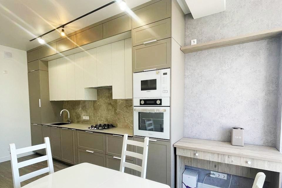 Продаётся 2-комнатная квартира, 74 м²