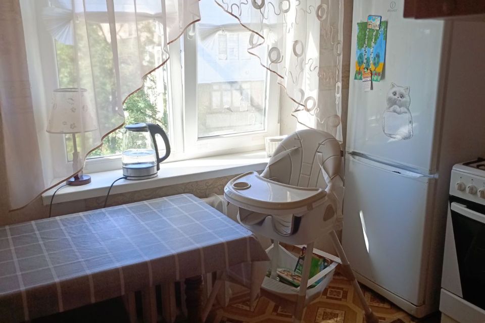 Продаётся 3-комнатная квартира, 54.5 м²