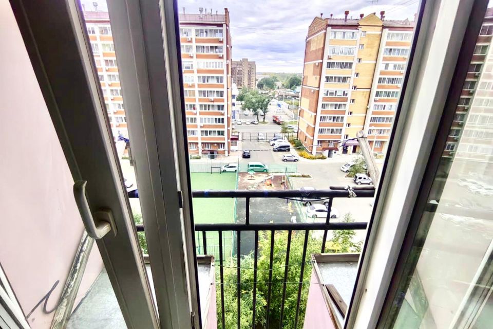 Продаётся 1-комнатная квартира, 54.7 м²