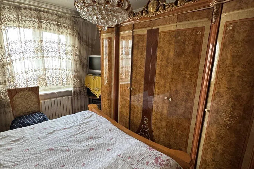 Продаётся 3-комнатная квартира, 57.6 м²