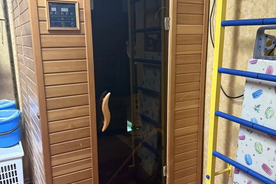 Продаётся 2-этажный дом, 165 м²