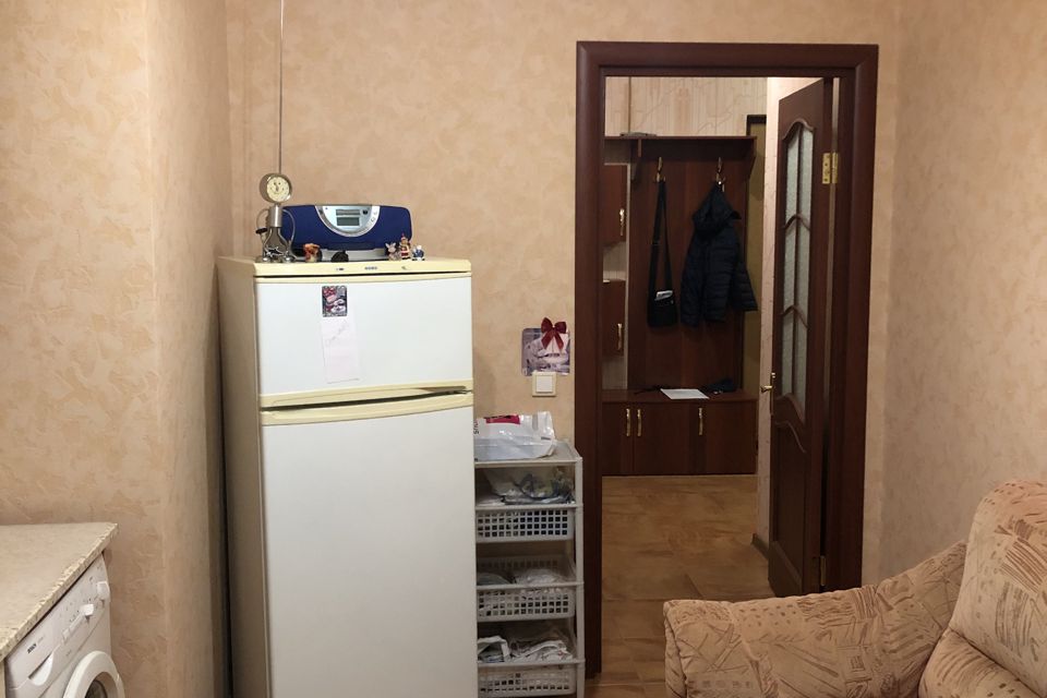 Продаётся 1-комнатная квартира, 42.3 м²