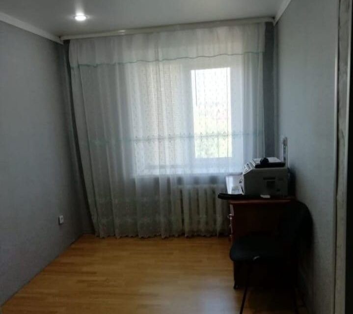 Продаётся 4-комнатная квартира, 62 м²