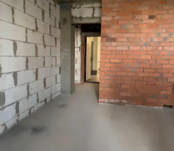 Продаётся 1-комнатная квартира, 41.7 м²