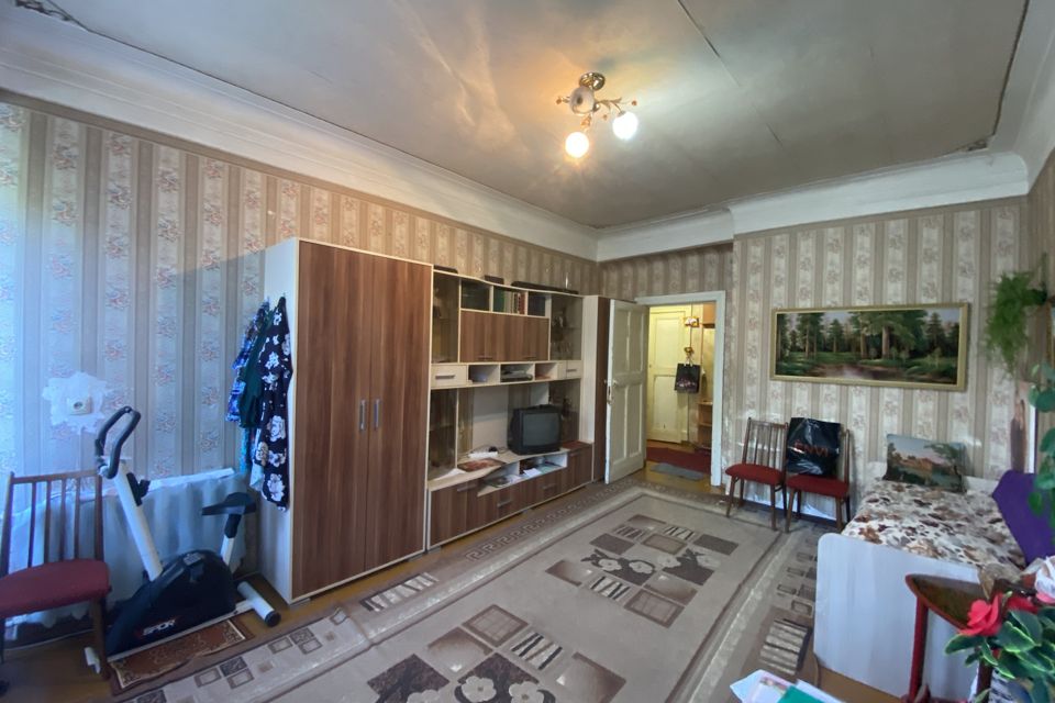 Продаётся 3-комнатная квартира, 70.3 м²