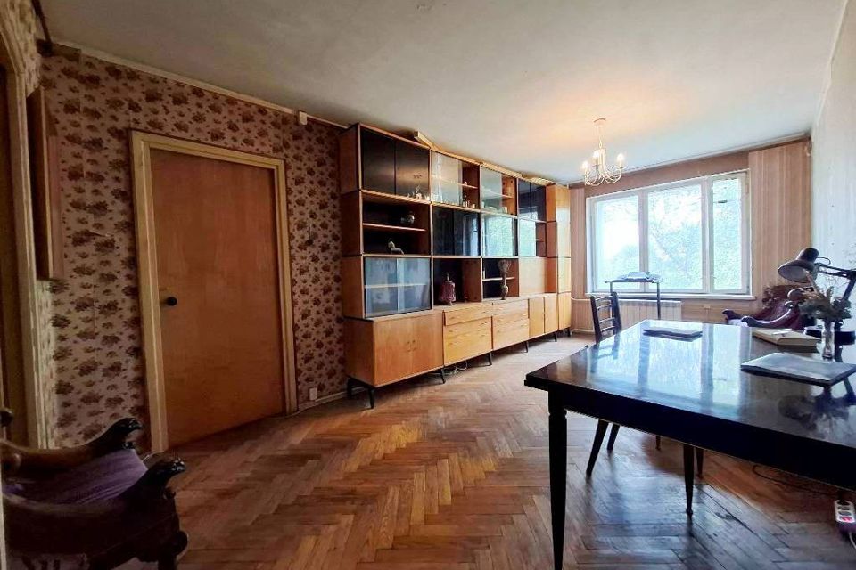 Продаётся 3-комнатная квартира, 57.9 м²