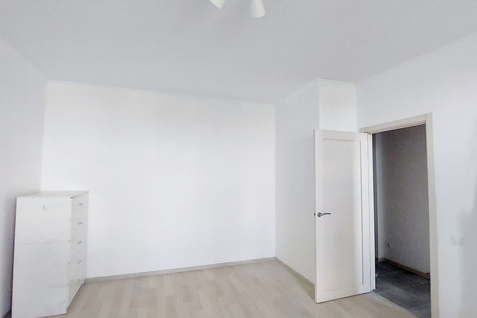 Продаётся 1-комнатная квартира, 38.4 м²