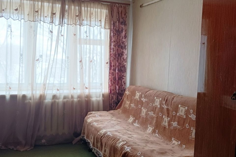 Продаётся комната в 4-комн. квартире, 17.5 м²