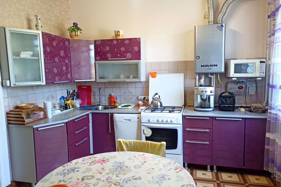 Продаётся 3-комнатная квартира, 80.1 м²