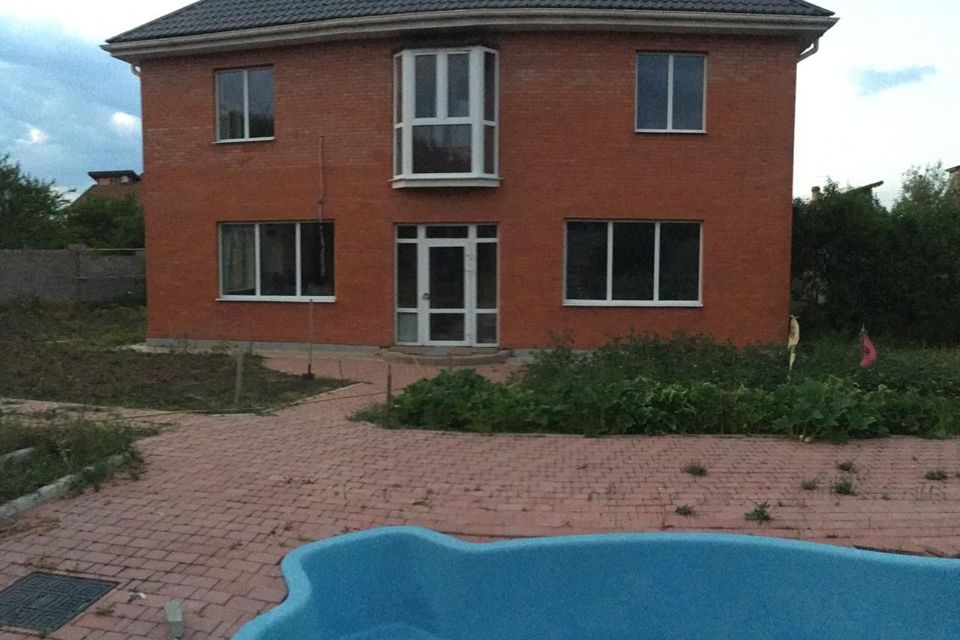 Продаётся 2-этажный дом, 278 м²
