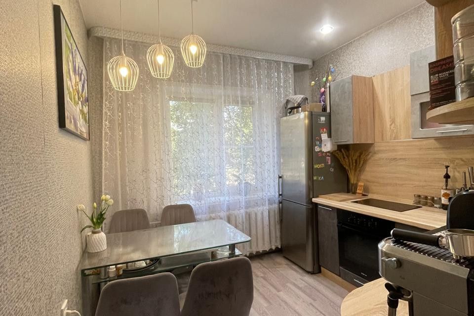 Продаётся 2-комнатная квартира, 51.5 м²